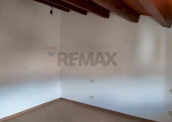 Stanza vuota - Casa indipendente Barete - foto 18