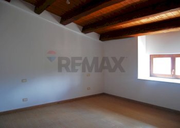 Stanza vuota - Casa indipendente Barete - foto 28