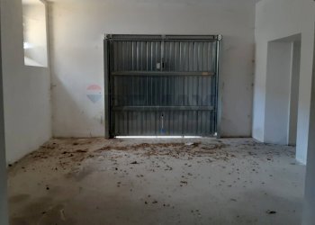 Parcheggio - Casa indipendente Barete - foto 69