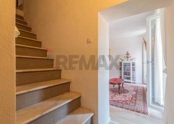 Scale - Quadrilocale via di cellere
 
41, Ischia di Castro - foto 29