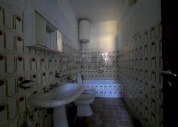 Bagno - Casa semi indipendente Via XX Settembre
 
99, Fara Novarese - foto 4