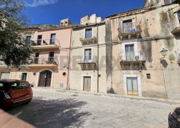 Edificio all\'aperto - Casa indipendente via Don Minzoni
 
59, Ragusa - foto 29