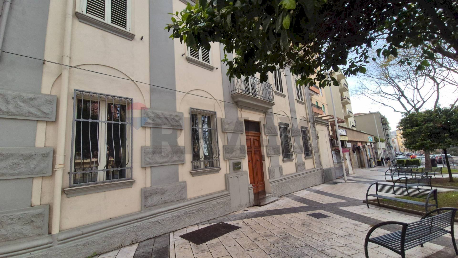 Edificio all\'aperto - Quadrilocale Cagliari - foto 3