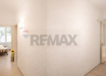 Hall / corridoio - Quadrilocale Cagliari - foto 12