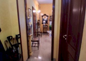 Corridoio - Appartamento via Orsini, 39, Taranto - foto 11