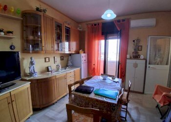 Cucina - Appartamento via Orsini, 39, Taranto - foto 13