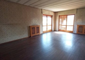Cucina - Villa vicolo Piovale, 25, Borgomanero - foto 29