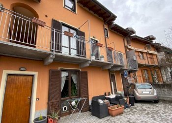 Facciata - Appartamento vicolo dei Romani, Casorate Sempione - foto 7