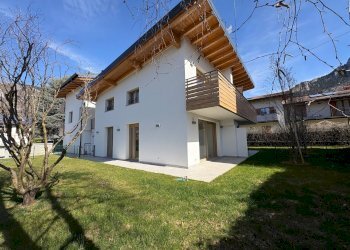 Foto 1 - Casa semi indipendente Viale Lodi
10, Castione della Presolana - foto 1