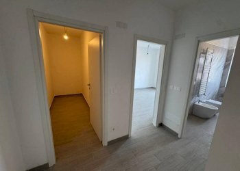 Disimpegno - Three-room apartment via Guglielmo Oberdan, 76, Ferno - photo 4