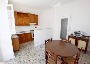 Cucina - Appartamento via Giacomo Viale, 8, Mondovì - foto 6
