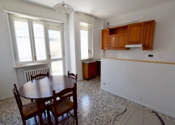 Cucina - Appartamento via Giacomo Viale, 8, Mondovì - foto 7