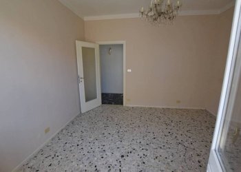 Camera da letto - Appartamento via Giacomo Viale, 8, Mondovì - foto 9
