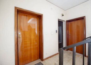 Interno palazzo - Appartamento via Giacomo Viale, 8, Mondovì - foto 12