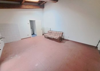 Cucina - Three-room apartment via Ugo Foscolo, Campi Bisenzio - photo 2