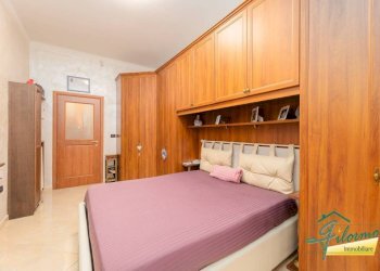 Camera da letto - Trilocale via Piedicavallo, Torino (zona Parella) - foto 9