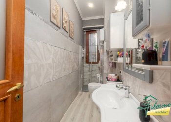 Bagno - Trilocale via Piedicavallo, Torino (zona Parella) - foto 10