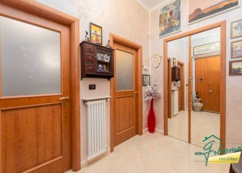 Disimpegno - Trilocale via Piedicavallo, Torino (zona Parella) - foto 16