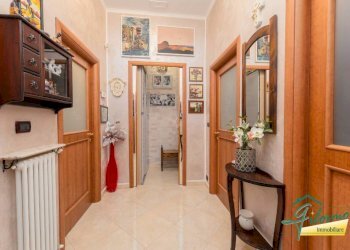 Disimpegno - Trilocale via Piedicavallo, Torino (zona Parella) - foto 19