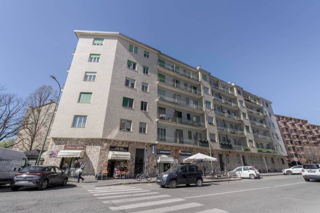 Facciata - Bilocale via Domenico Cimarosa, 67, Torino (zona Barriera Milano) - foto 1