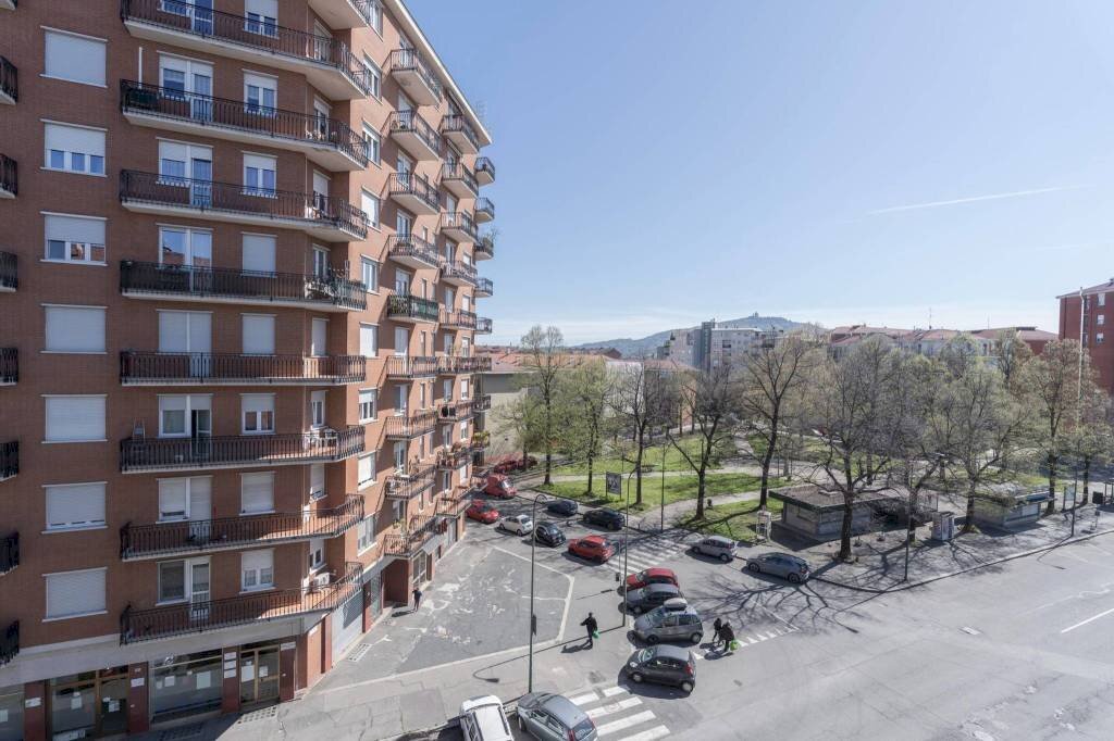 Vista - Bilocale via Domenico Cimarosa, 67, Torino (zona Barriera Milano) - foto 2