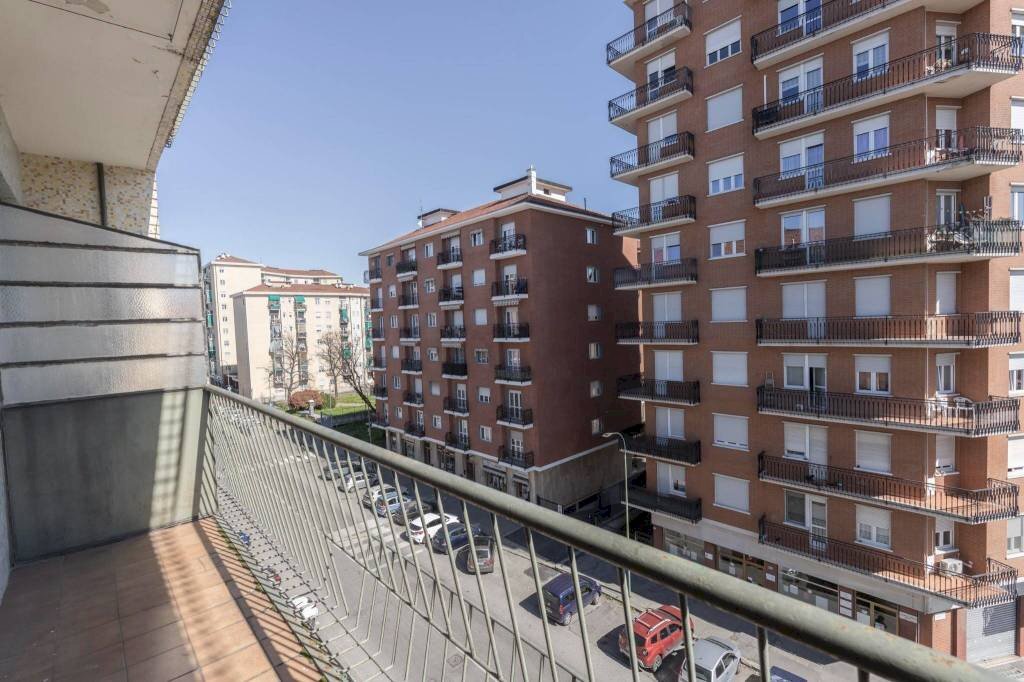 Balcone - Bilocale via Domenico Cimarosa, 67, Torino (zona Barriera Milano) - foto 3