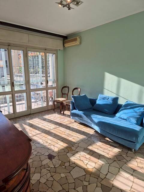 Soggiorno - Appartamento via Giancarlo Sismondi, 53, Milano - foto 1