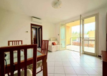 Salone - Three-room apartment via Campi, SN, Sala Baganza - photo 4