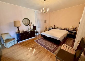 Camera da letto - Villa a Schiera via Raimondo Franchetti, 31, Muzzano - foto 12