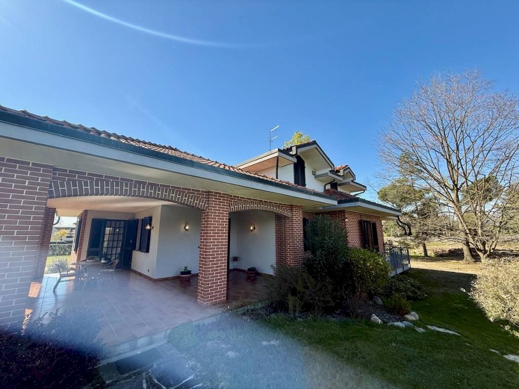 Facciata - Villa via per Cossato, 23, Castelletto Cervo - foto 3