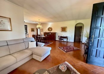 Salone - Villa via per Cossato, 23, Castelletto Cervo - foto 12