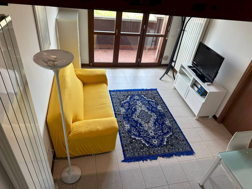 Salone - Attico via Enrico Mattei, 13/1, Bologna (zona San Vitale) - foto 2