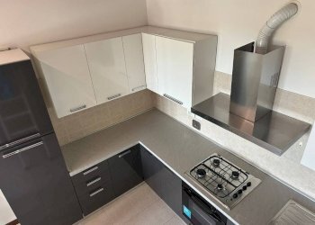 Cucina - Attico via Enrico Mattei, 13/1, Bologna (zona San Vitale) - foto 8