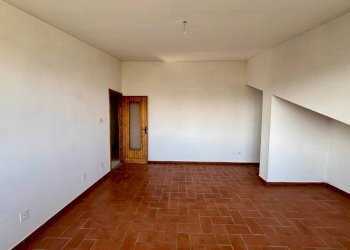 Camera da letto - Appartamento via Dino Buffa, 5, Campiglione Fenile - foto 7