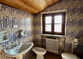 Bagno - Appartamento via Dino Buffa, 5, Campiglione Fenile - foto 13