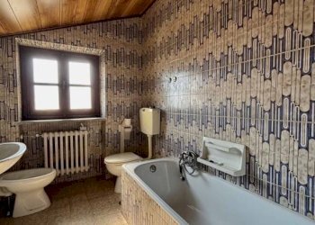 Bagno - Appartamento via Dino Buffa, 5, Campiglione Fenile - foto 14