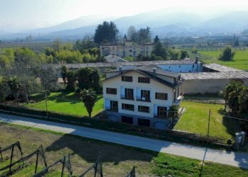 Facciata - Appartamento via Dino Buffa, 5, Campiglione Fenile - foto 25