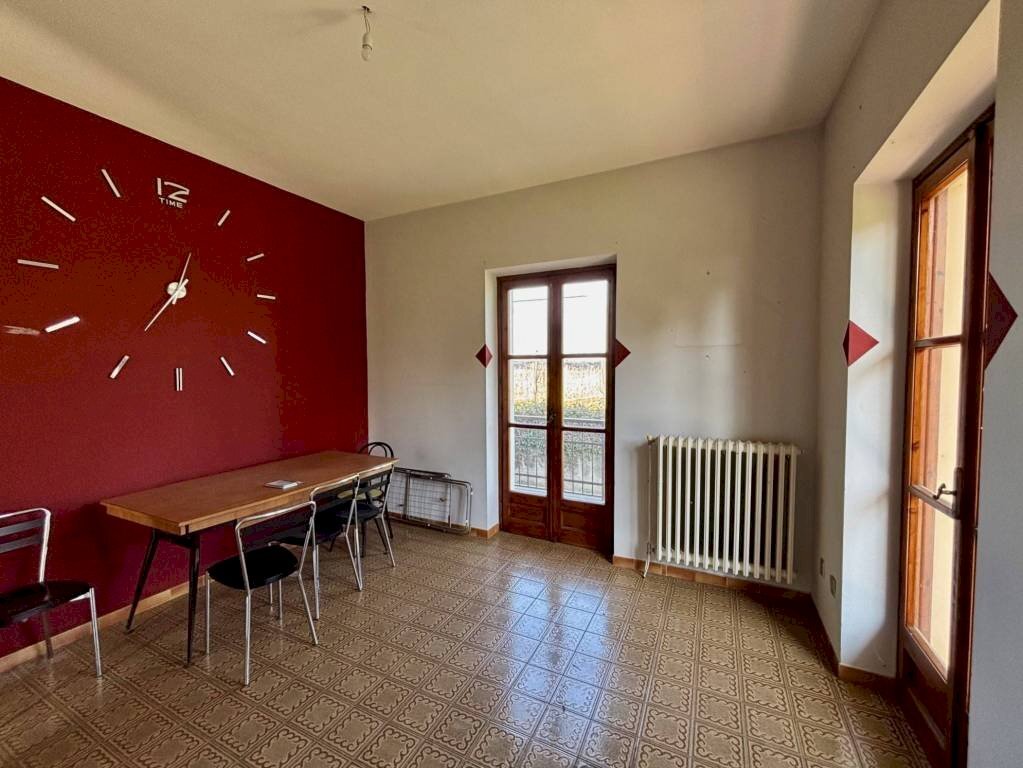 Soggiorno - Appartamento via Dino Buffa, 5, Campiglione Fenile - foto 1