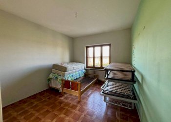 Camera da letto - Appartamento via Dino Buffa, 5, Campiglione Fenile - foto 8