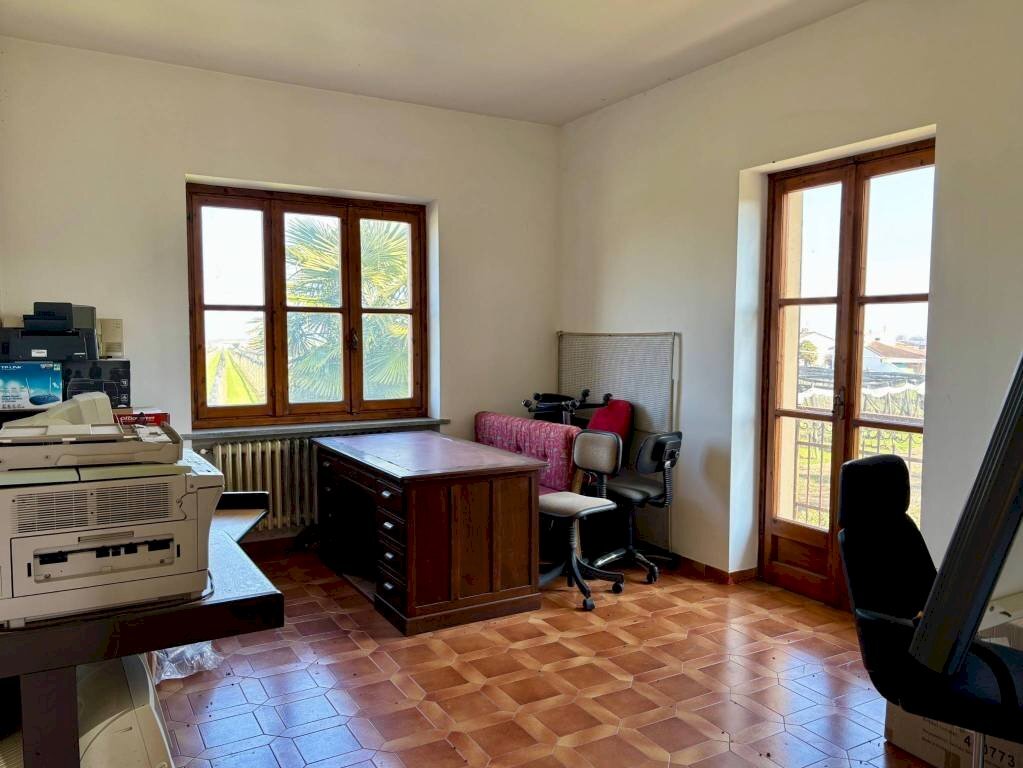 Soggiorno - Trilocale via Dino Buffa, 5, Campiglione Fenile - foto 3