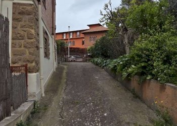 whatsapp image 2026-04-02 at 12.39.29 (3) - Box via Picco dei Tre Signori, Roma - photo 3