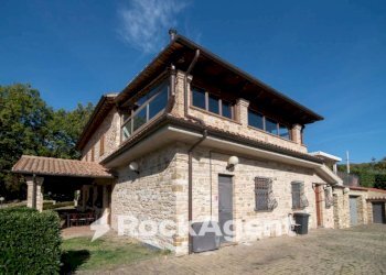 Facciata - Rustic via Colombara, Frontone - photo 6