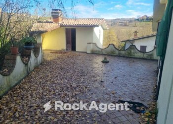 Giardino - Villa Frazione Ca' Ponte 1, Santa Maria della Versa - foto 2