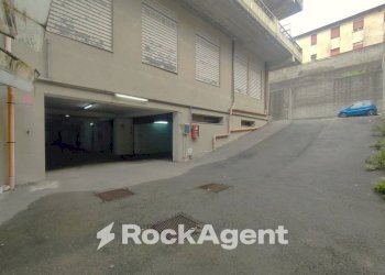 Cortile interno - Box viale Libertà, 188, Giarre - foto 6