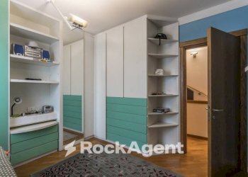 Camera da letto - Four-room apartment via della Vittoria, 8, Bonate Sopra - photo 24