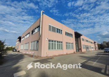 Facciata - Warehouse via Antonio Canova, 24, Bologna (neighborhood San Vitale) - photo 4