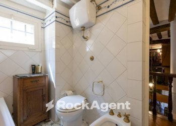 Bagno - Apartment via Santa Marta, 57, Pisa - photo 34