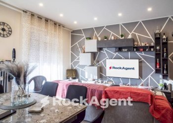 Salone - Three-room apartment via G. Bellone, 23, Mede - photo 8