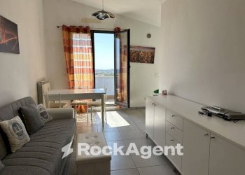 Salone - Two-room apartment via Levante, Città Sant'Angelo - photo 16