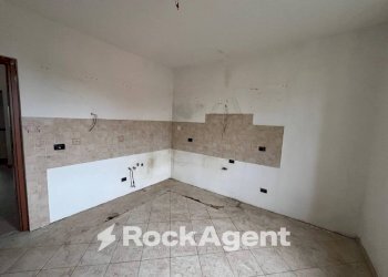 Cucina - Appartamento via alla Vittoria, 2, Busalla - foto 10